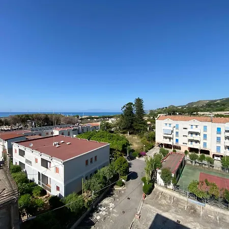 Marina Di *
